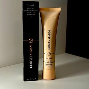 Giorgio Armani neo nude true to skin natural glow foundation safe 5.25